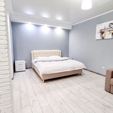 Apartaments On Vulytsia Heroiv Ato 32 ครือวอยร็อก ภายนอก รูปภาพ