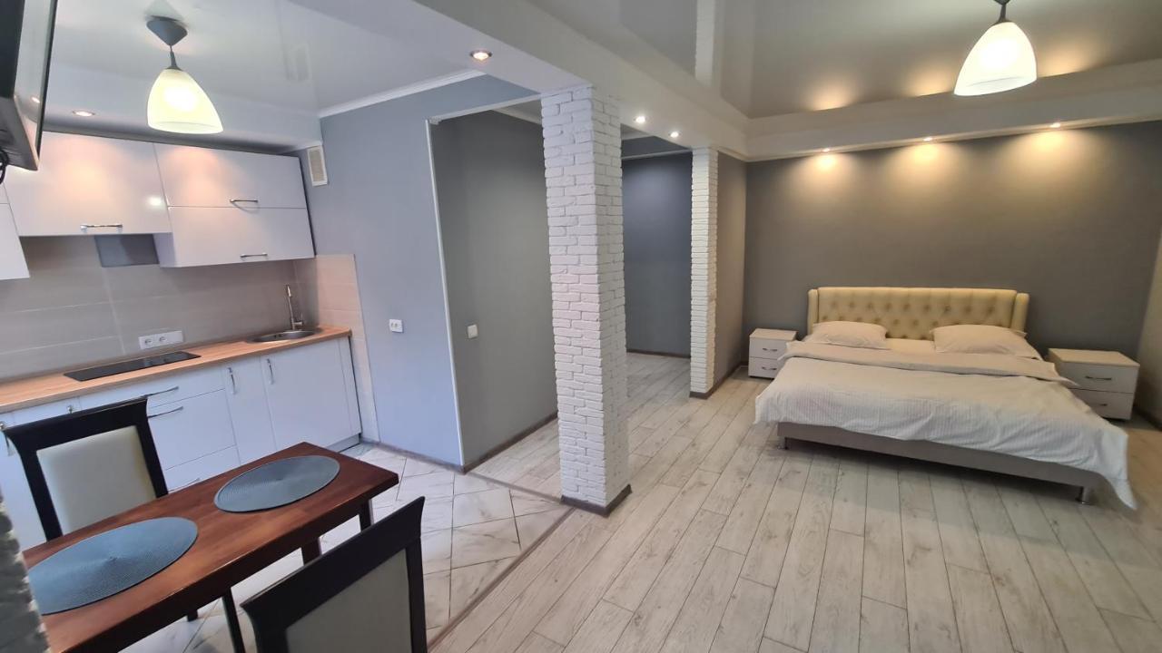 Apartaments On Vulytsia Heroiv Ato 32 ครือวอยร็อก ภายนอก รูปภาพ